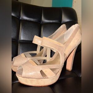 White/ House  Tan High Heels size 9 1/2